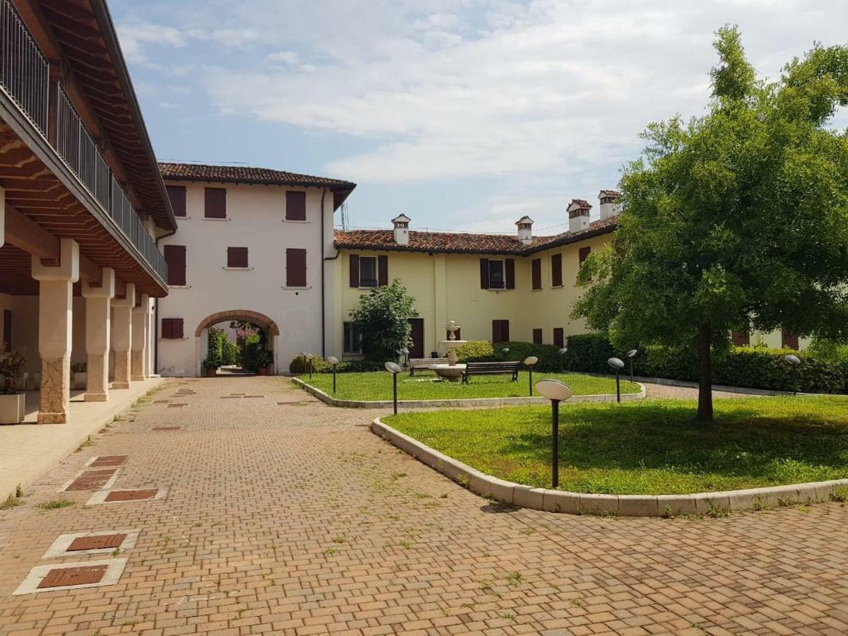 Designcontrodesign Villa Desenzano del Garda Eksteriør bilde